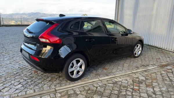 Volvo V40 2.0 D2 Momentum 7