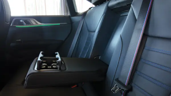 BMW i4 M50 Pack Desportivo M Pro 49