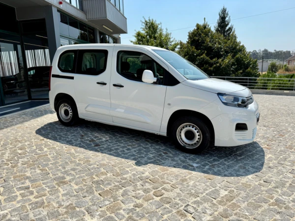 Citroën Berlingo Outro 3