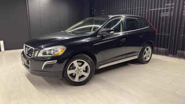 Volvo XC 60 2.0 D3 Drive R-Design 2
