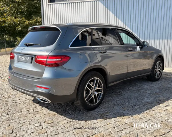 Mercedes-Benz GLC 250 d AMG Line 4-Matic 3