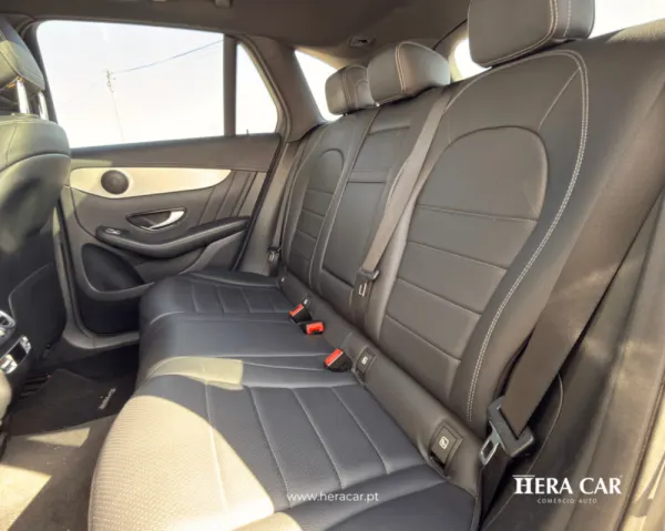 Mercedes-Benz GLC 250 d AMG Line 4-Matic 11