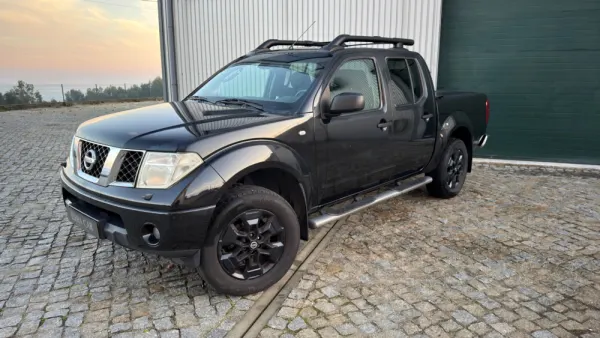 Nissan Navara 2.5 dCi 4WD 2