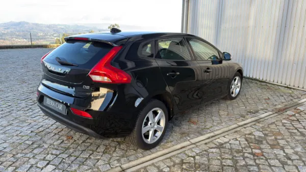Volvo V40 2.0 D2 Momentum 6