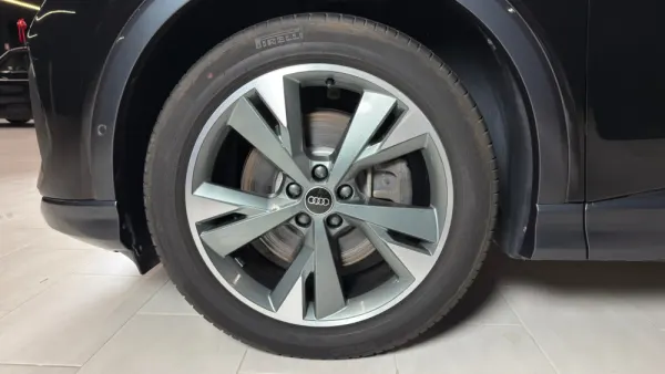 Audi Q4 Sportback e-tron 40 82 KWH Design Deluxe 10