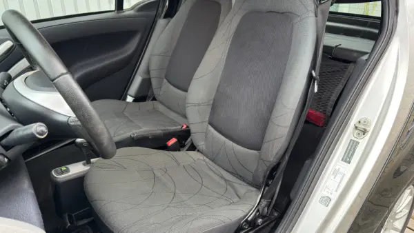 Smart ForTwo Coupé 1.0 mhd Passion 71 10