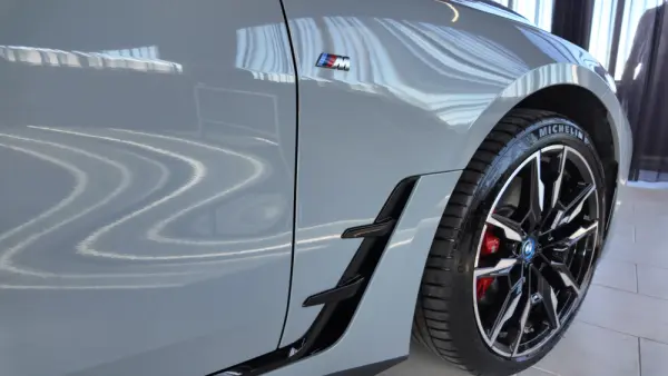 BMW i4 M50 Pack Desportivo M Pro 29
