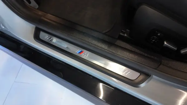 BMW i4 M50 Pack Desportivo M Pro 33