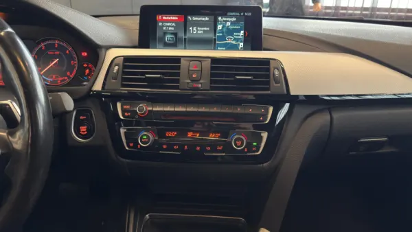 BMW 425 Gran Coupé d Pack M Auto 7