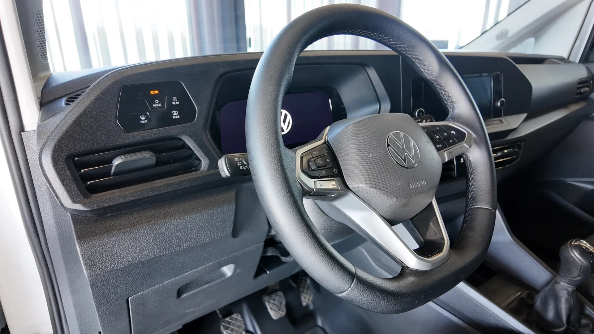 Volkswagen Caddy 23