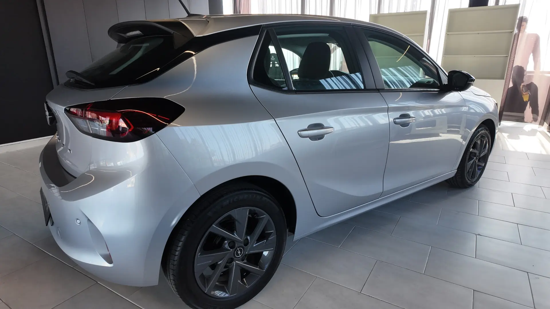 Opel Corsa 1.2 T Edition 20