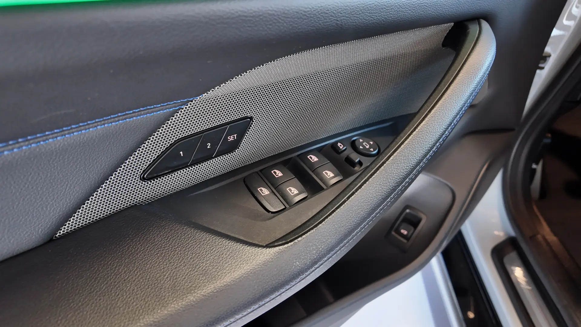 BMW i4 M50 Pack Desportivo M Pro 38
