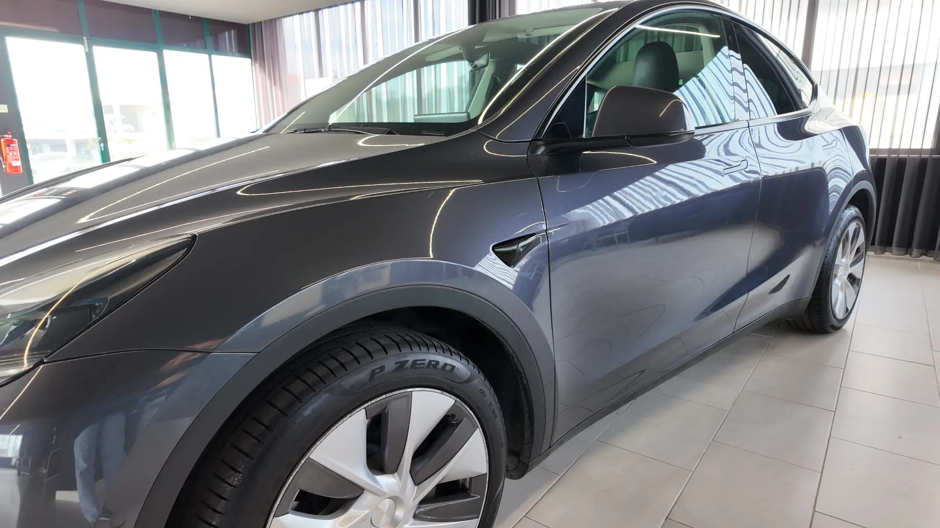 Tesla Model Y Long Range Tração Integral Premium 4