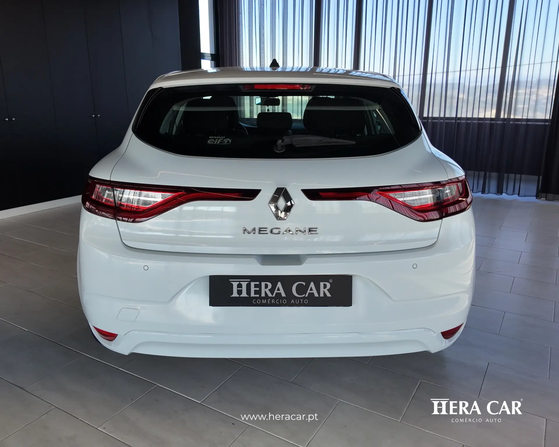 Renault Mégane Outro 11