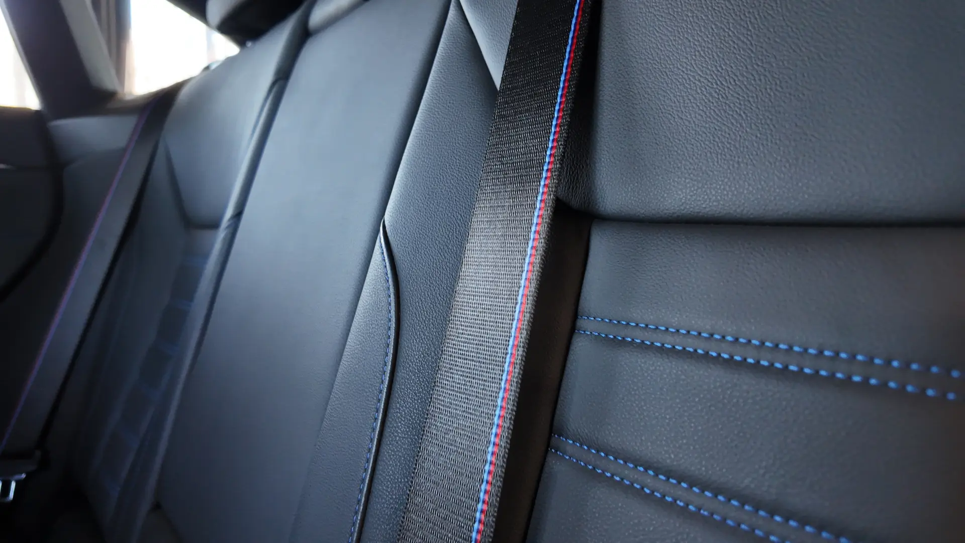 BMW i4 M50 Pack Desportivo M Pro 48