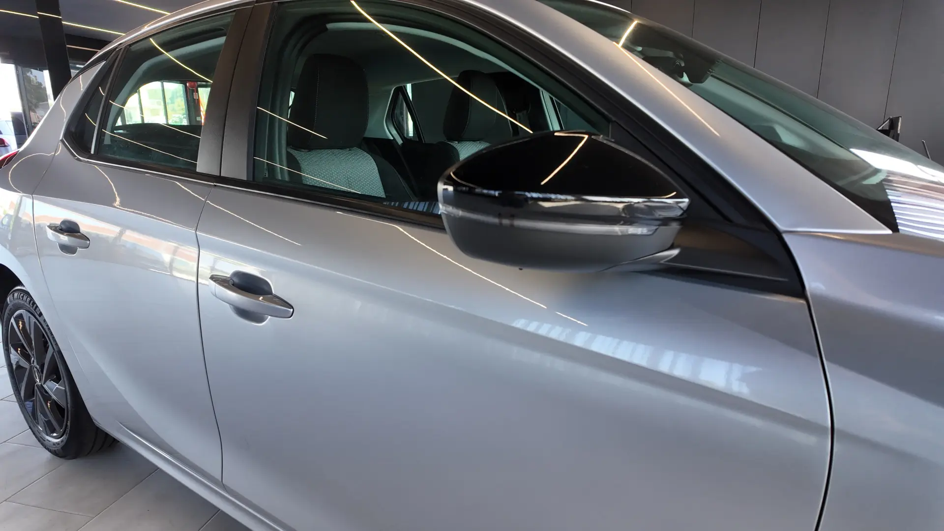Opel Corsa 1.2 T Edition 9