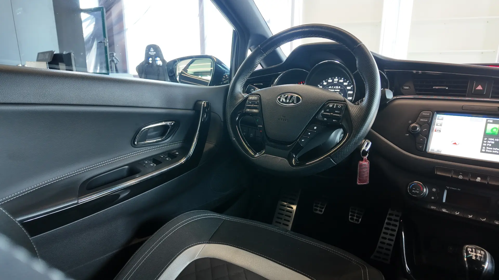 Kia Ceed 1.6 CRDi GT Line 38