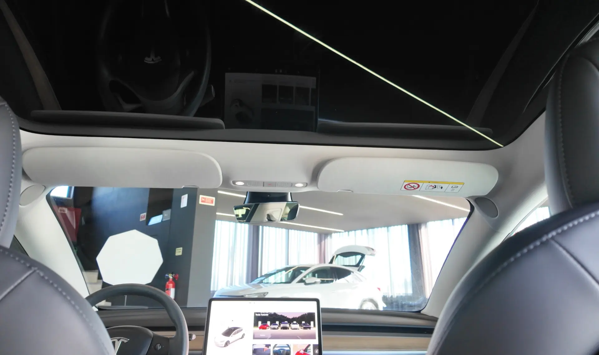 Tesla Model 3 Standard Range Plus RWD 18