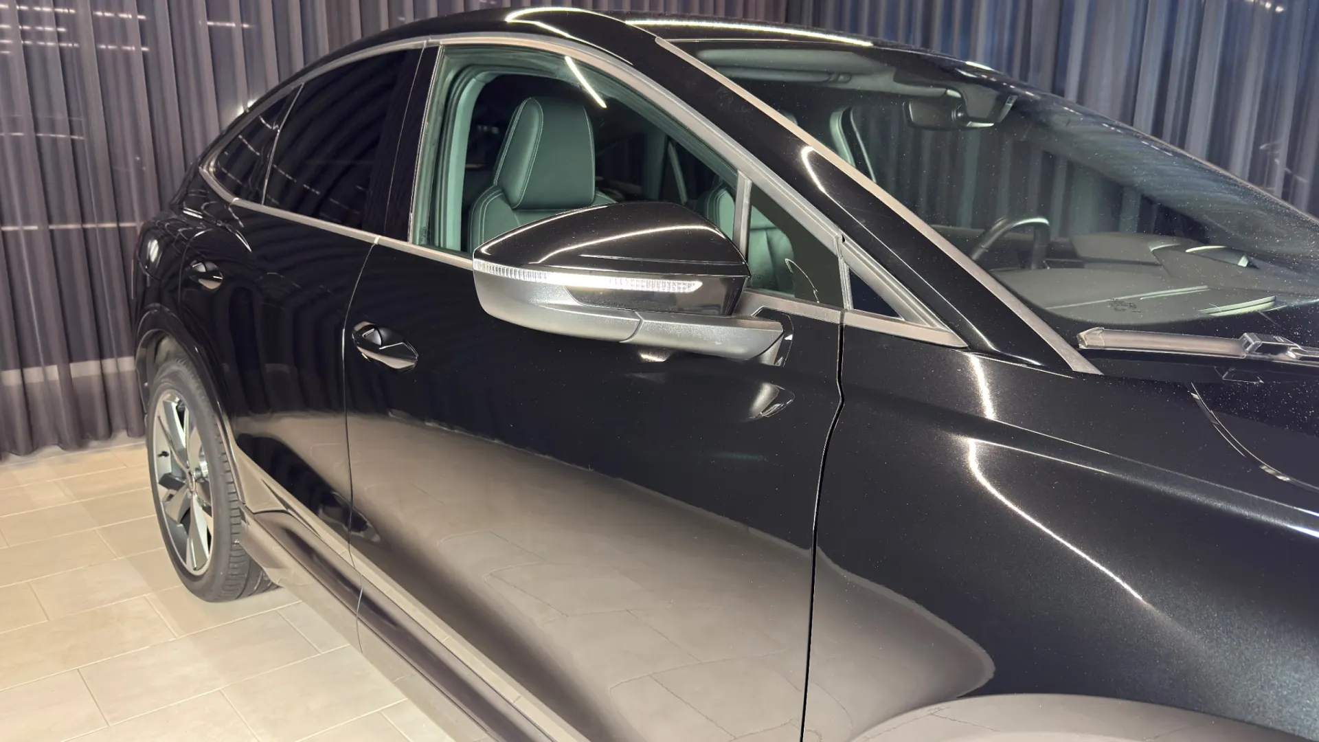 Audi Q4 Sportback e-tron 40 82 KWH Design Deluxe 5