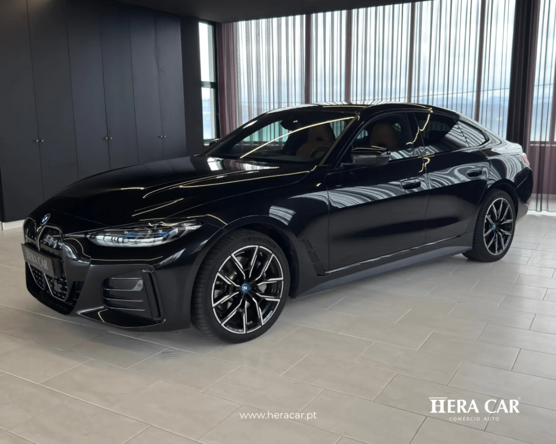 BMW i4 eDrive40 Pack Desportivo M 4
