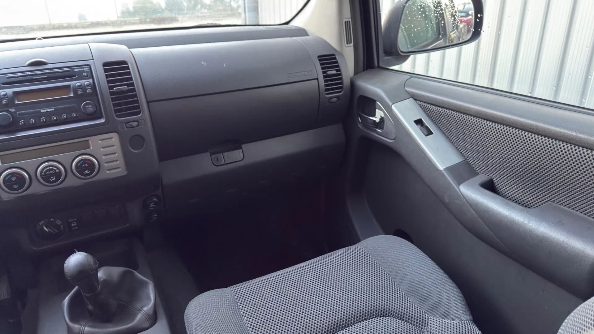 Nissan Navara 2.5 dCi 4WD 15