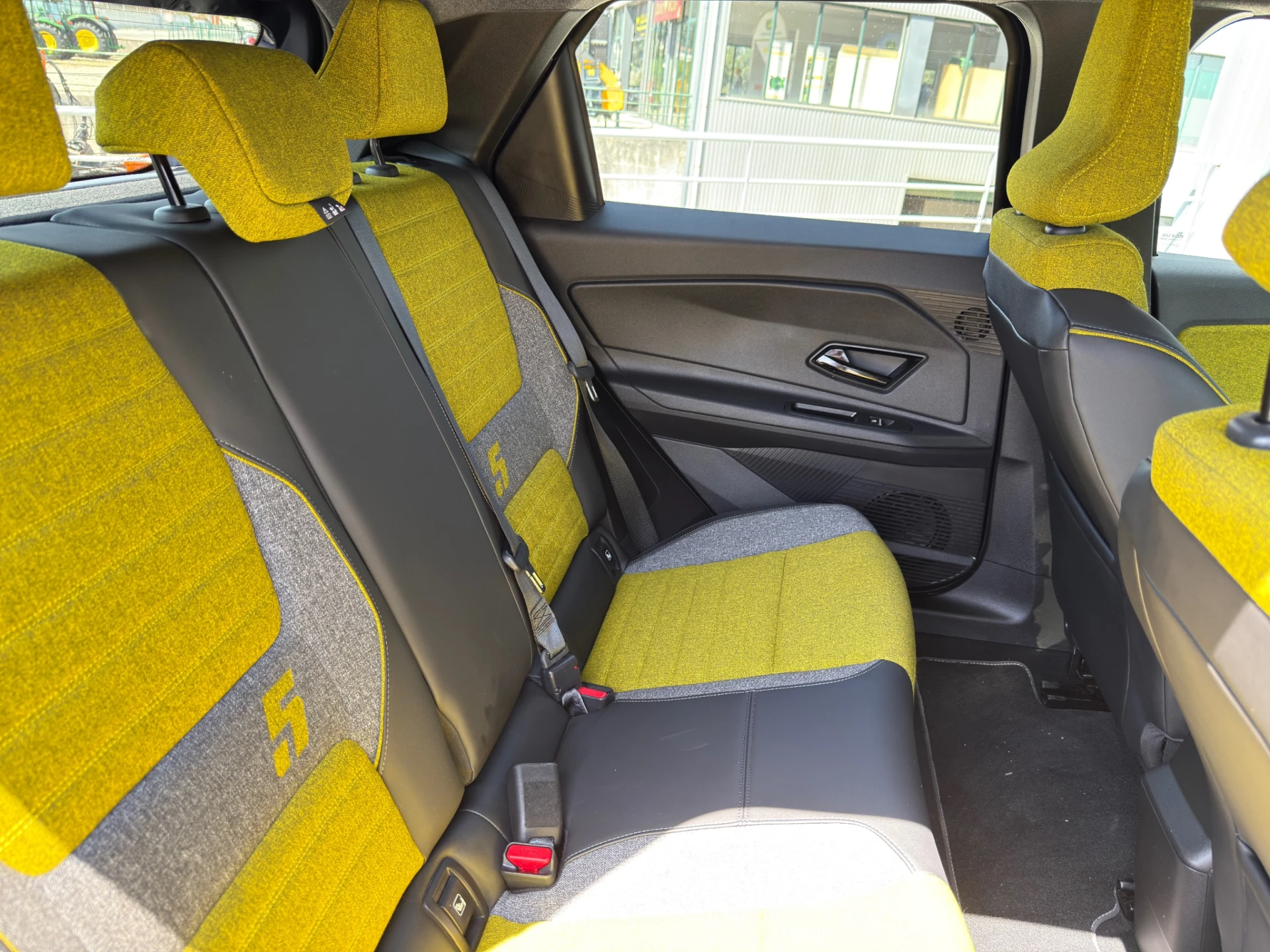 Renault 5 E-Tech 52 kWh Iconic Cinq Autonomia Conforto 12