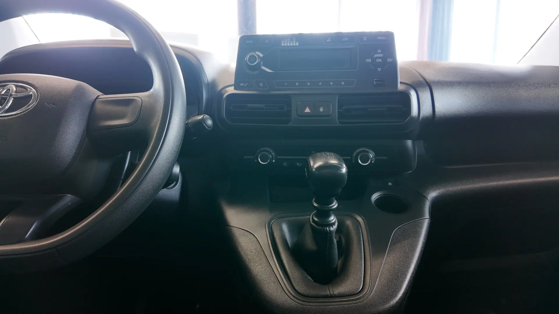 Toyota Proace City Verso 1.5D L1 Comfort 32