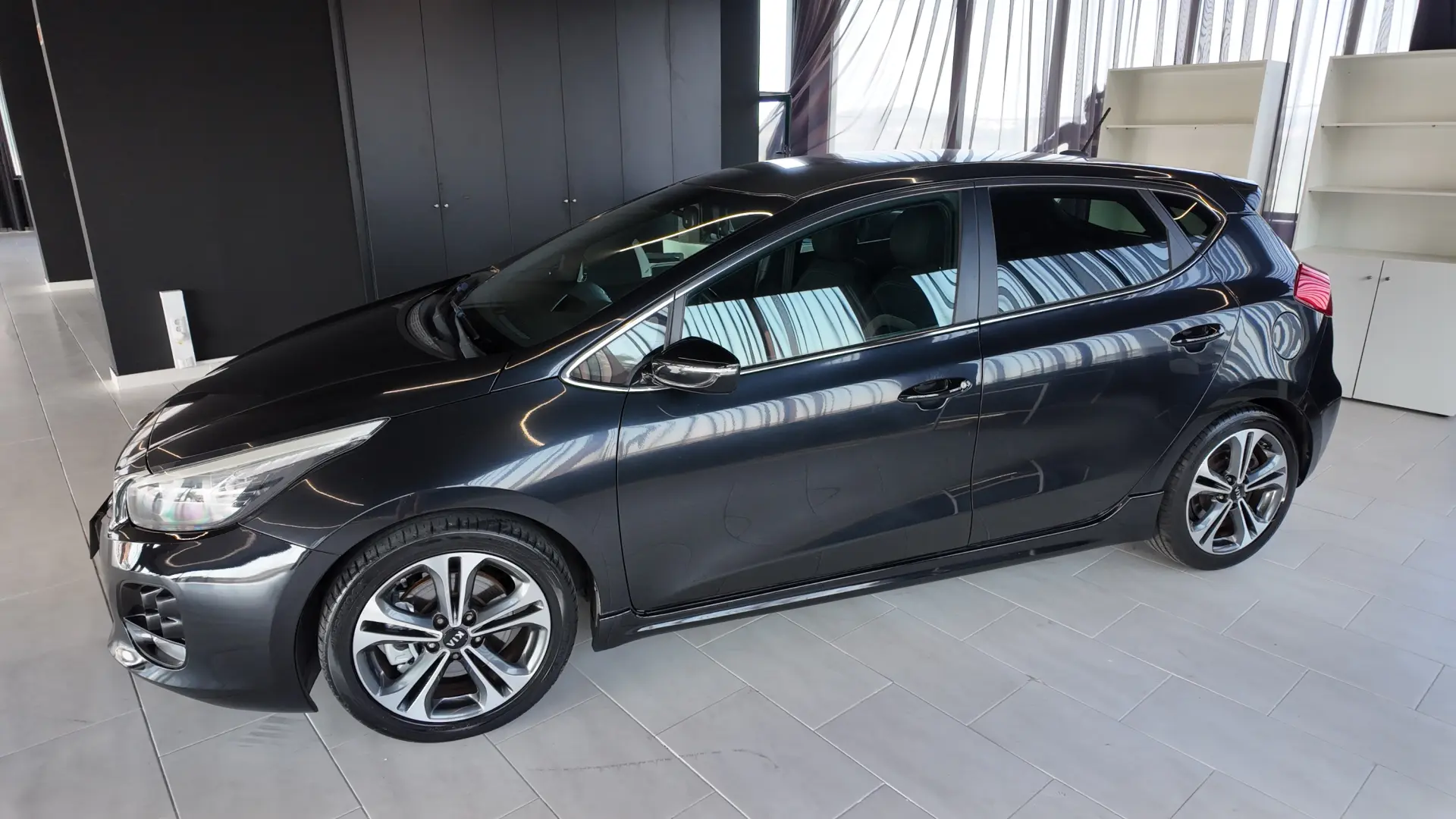 Kia Ceed 1.6 CRDi GT Line 13