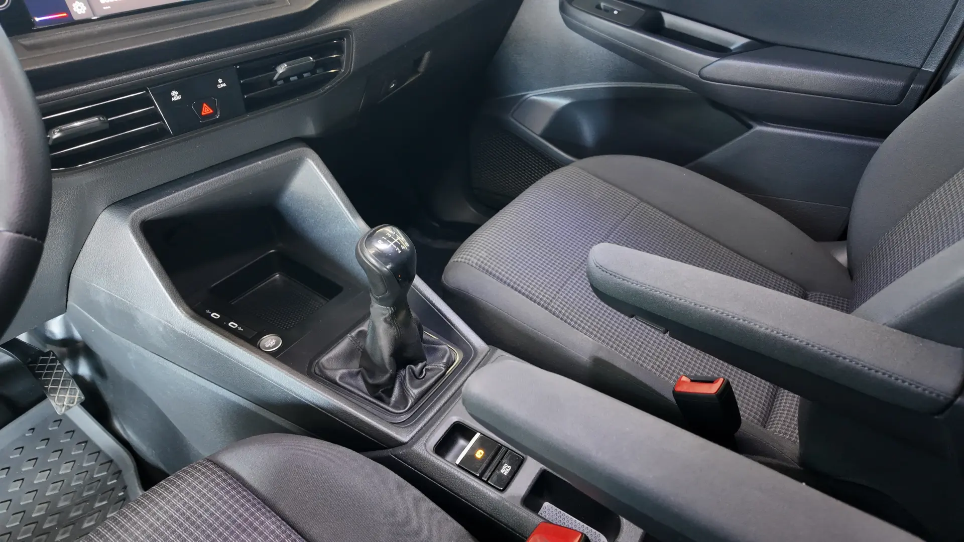 Volkswagen Caddy 26