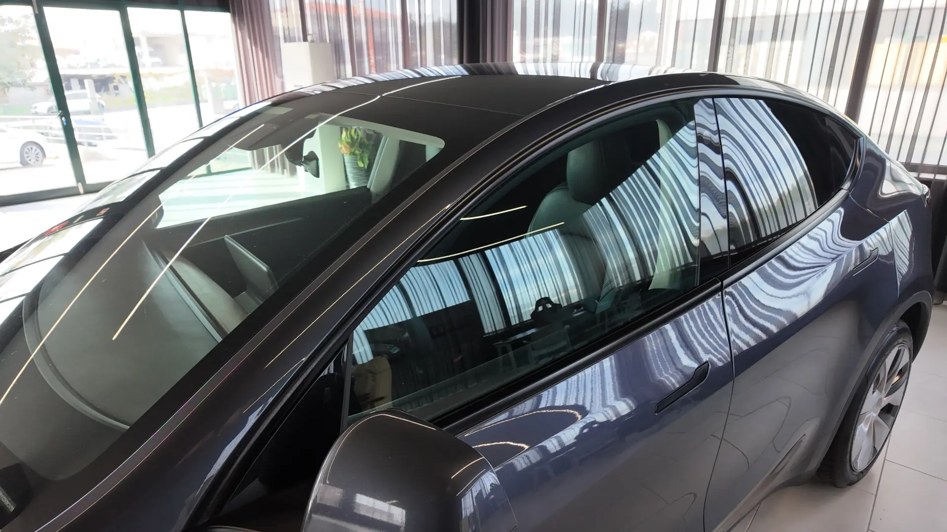 Tesla Model Y Long Range Tração Integral Premium 5