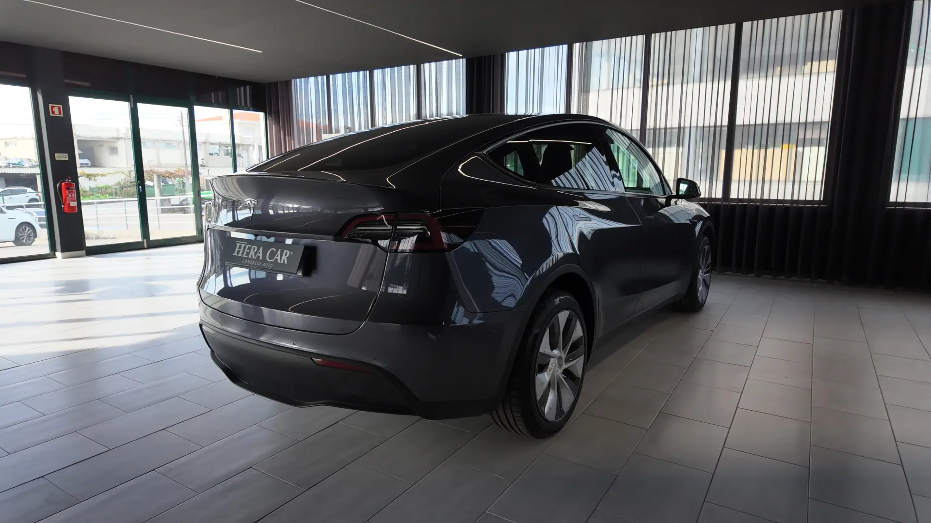 Tesla Model Y Long Range Tração Integral Premium 6