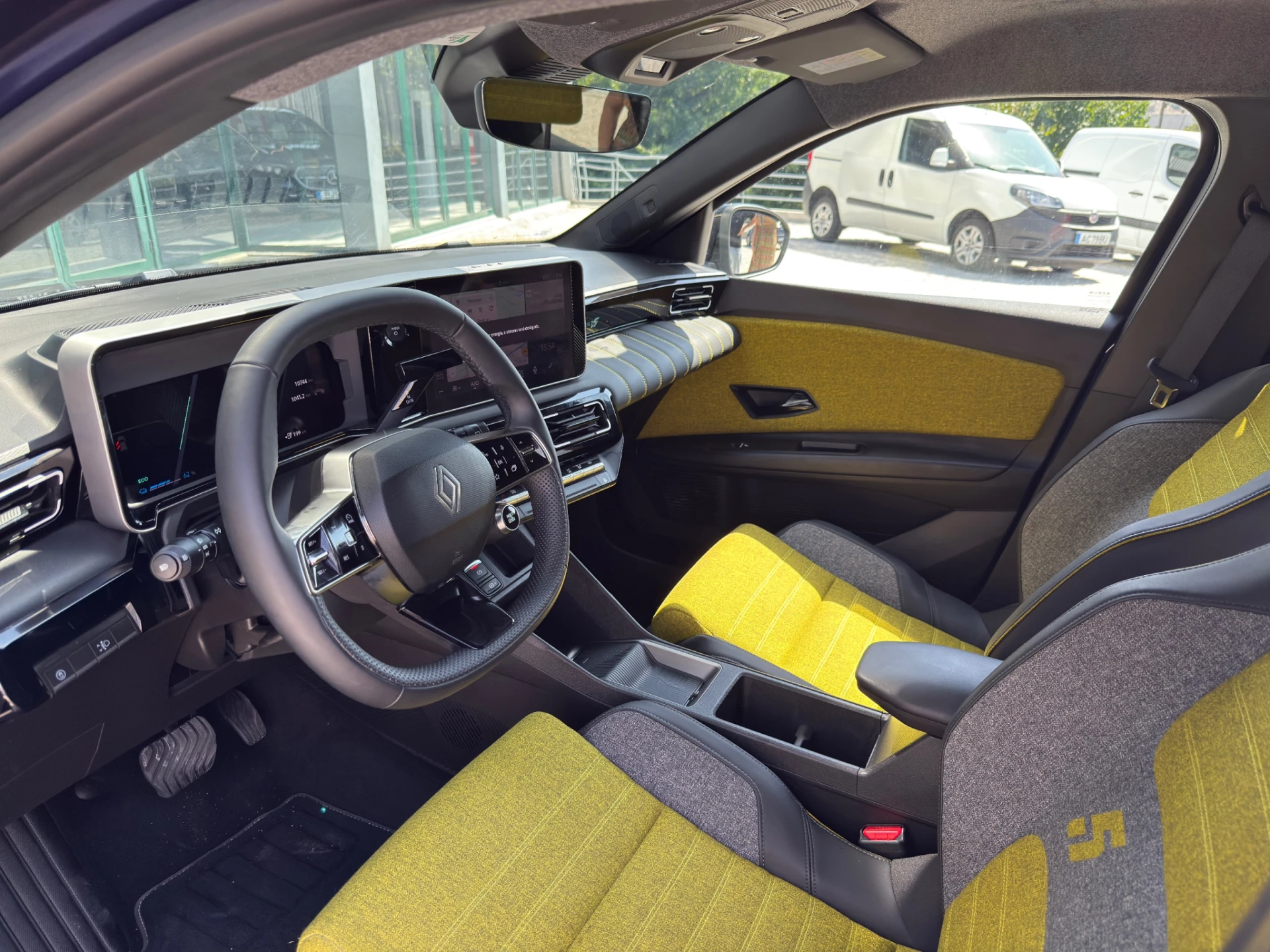 Renault 5 E-Tech 52 kWh Iconic Cinq Autonomia Conforto 7