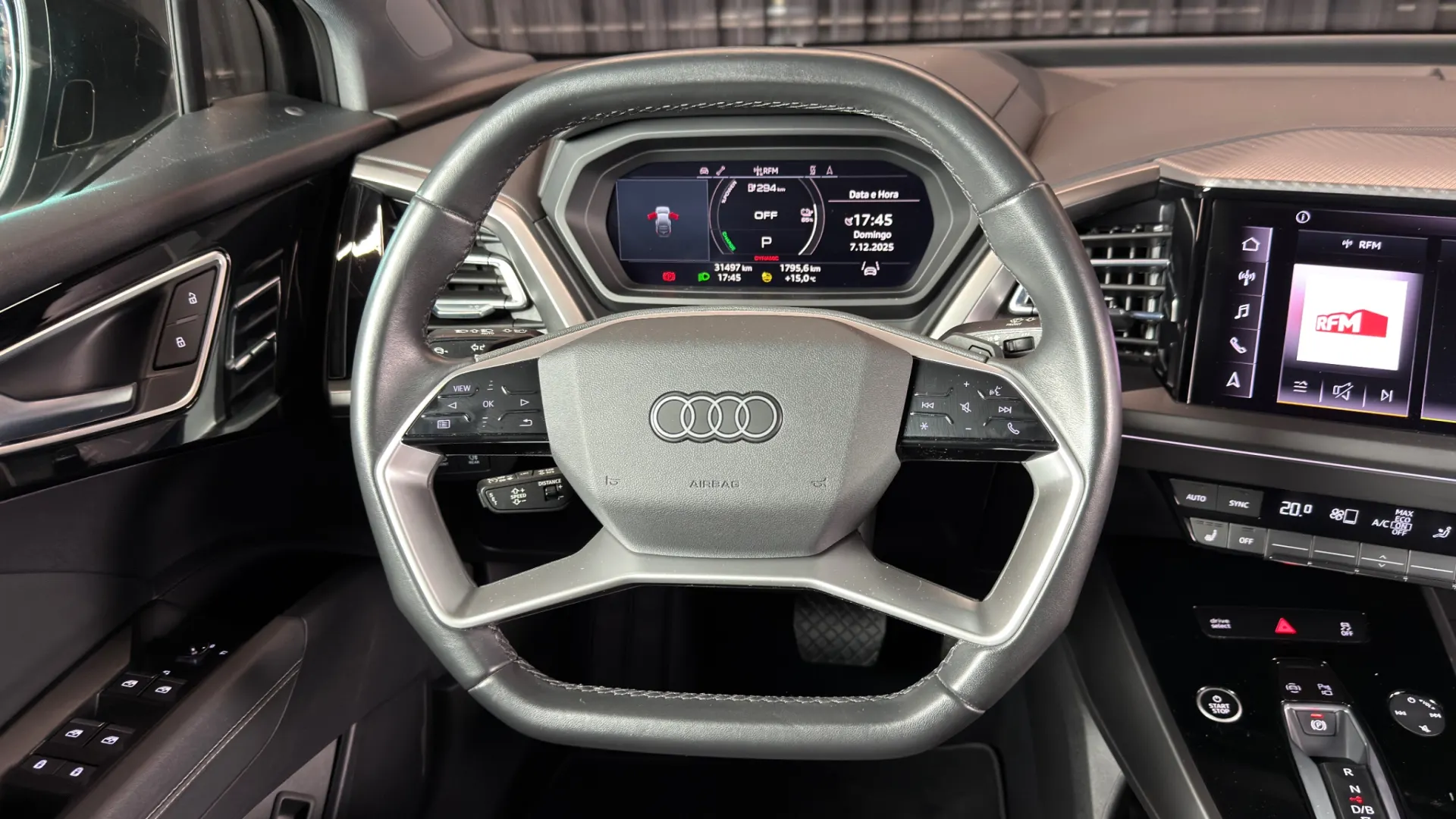 Audi Q4 Sportback e-tron 40 82 KWH Design Deluxe 21