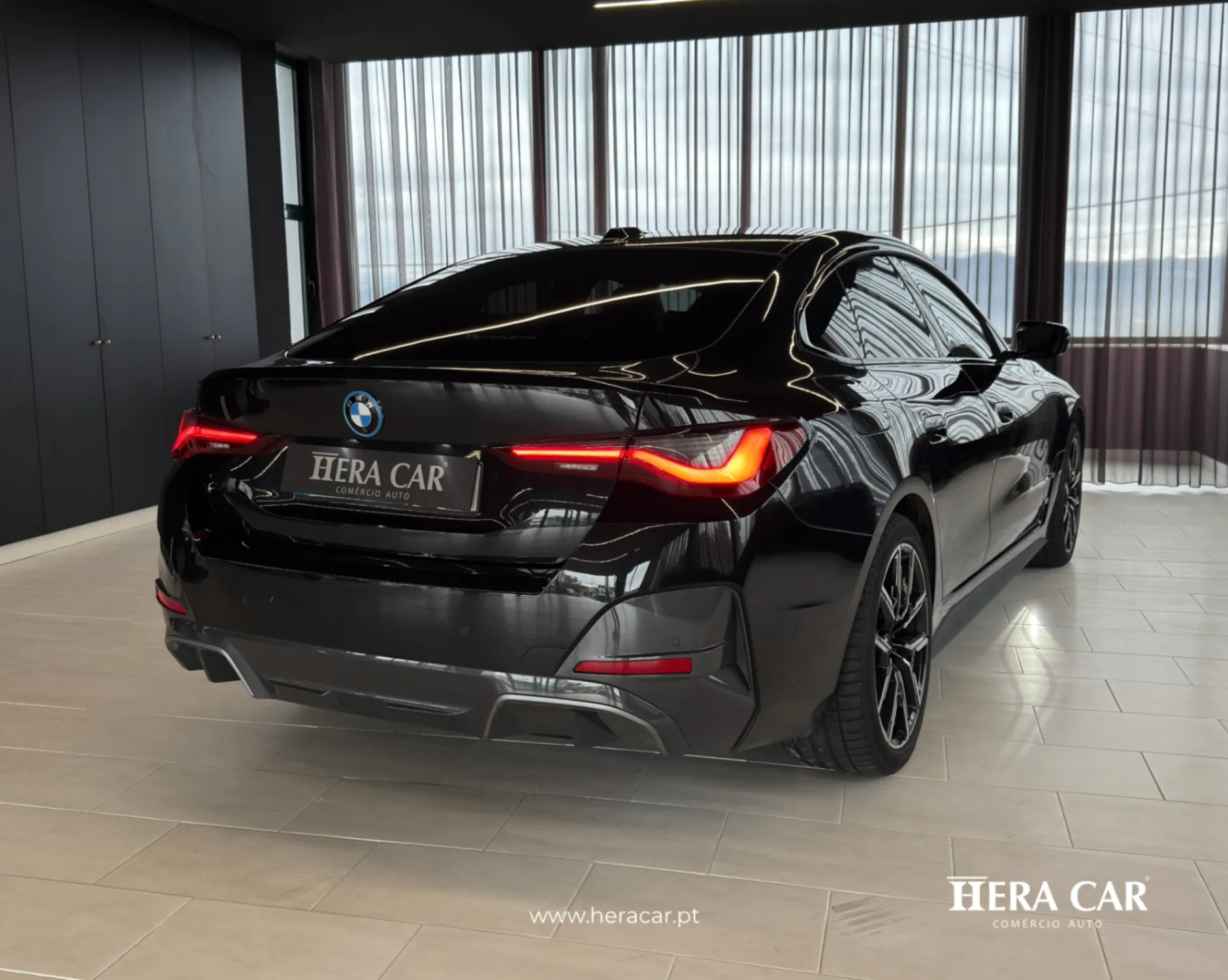 BMW i4 eDrive40 Pack Desportivo M 2