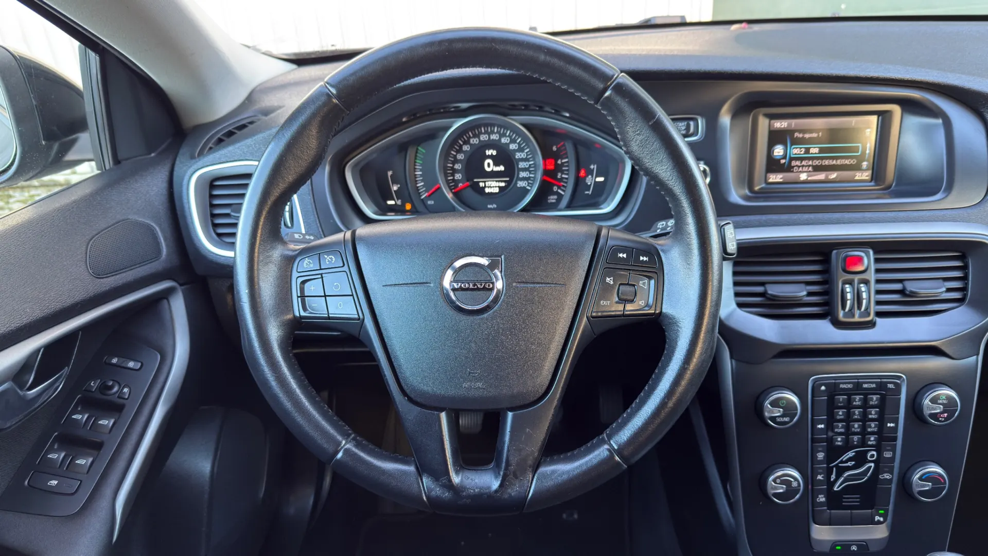 Volvo V40 2.0 D2 Momentum 14