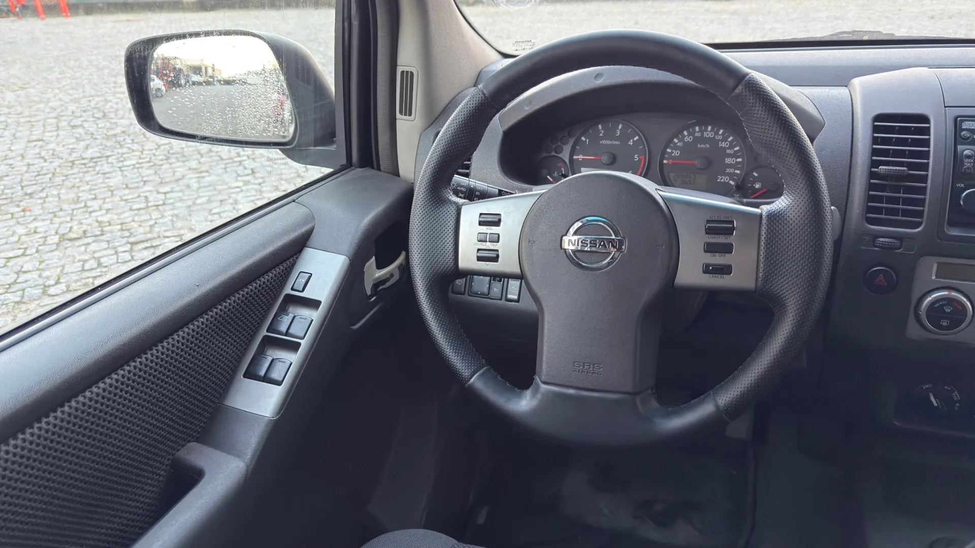 Nissan Navara 2.5 dCi 4WD 13