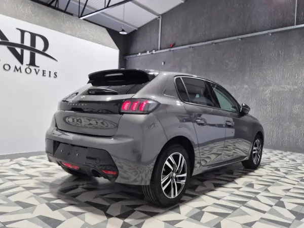 Peugeot 208 1.5 BlueHDi Allure 4