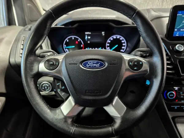 Ford Transit Connect Outro 21