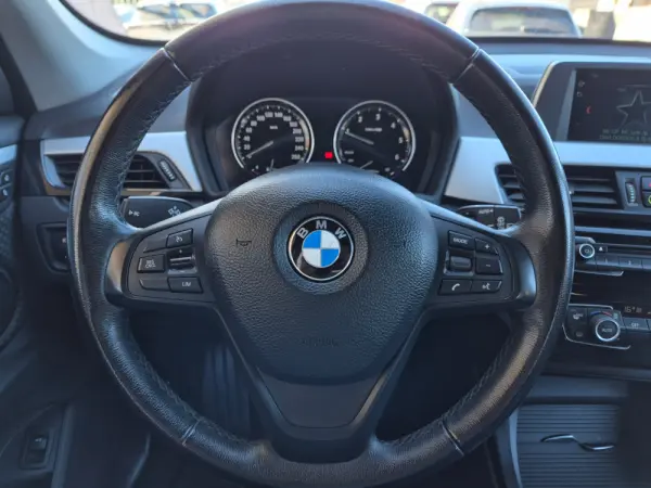 BMW X1 16 d sDrive 19