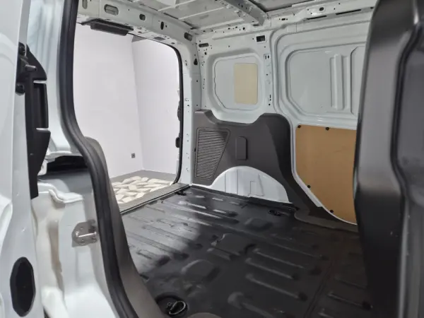 Ford Transit Connect Outro 14