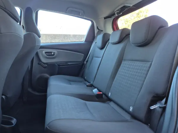 Toyota Yaris 1.5 VVT-i Active 12