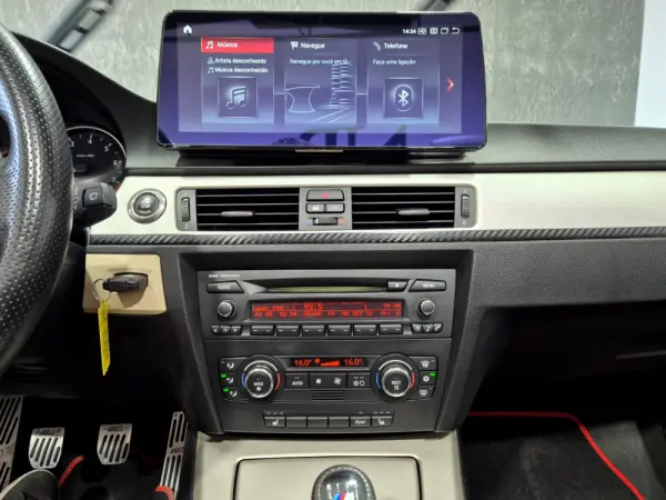 BMW 320 i Cabrio 32