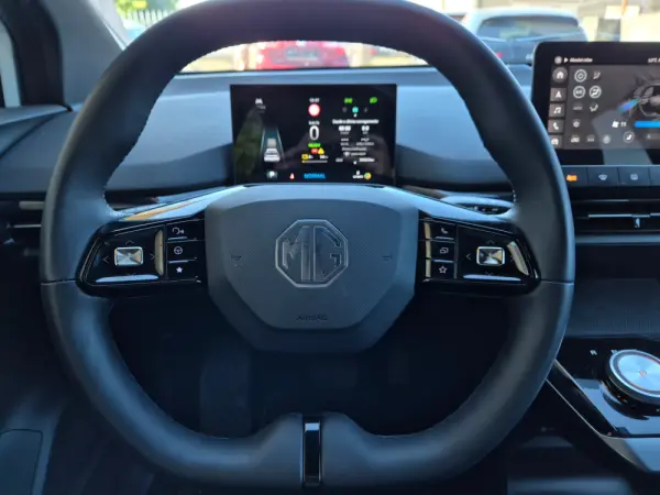 MG MG4 64 kWh Luxury 20