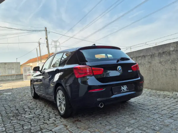 BMW 116 d EfficientDynamics 2