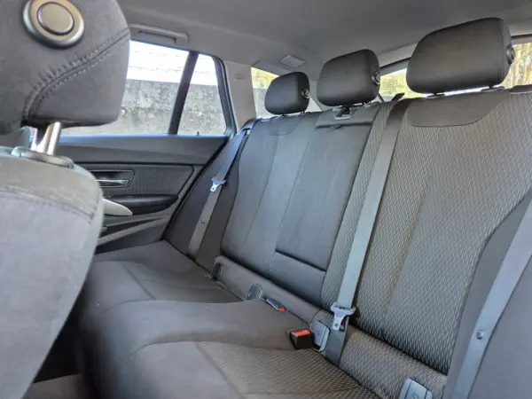 BMW 316 d Touring 14