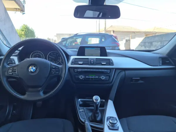 BMW 316 d Touring 18