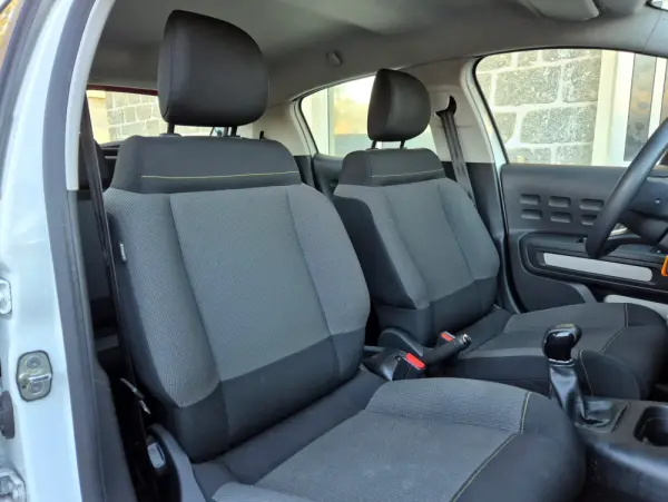 Citroen C3 Pure Tech S&S Live 9