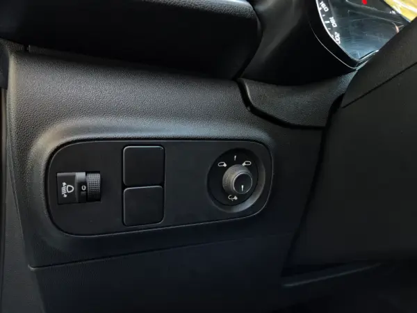 Citroen C3 Pure Tech S&S Live 26