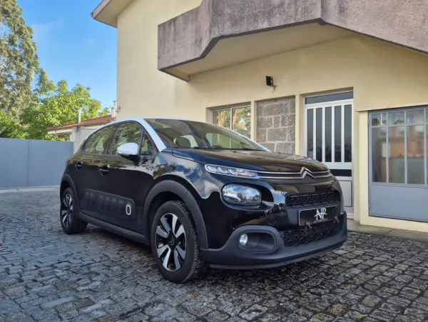 Citroen C3 1.2 PureTech Shine 7