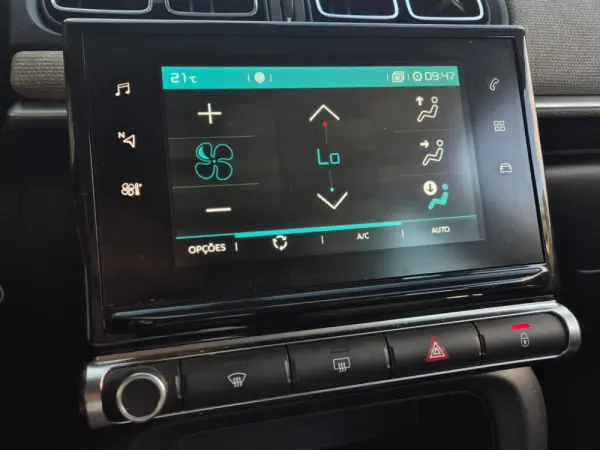 Citroen C3 1.2 PureTech Shine 28